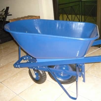 wheel barrow bucket _9_.JPG